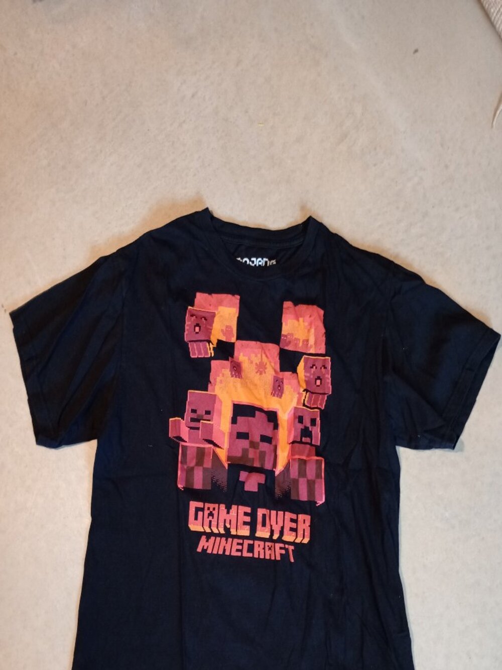 [Mojang] Boy's XL Redstone Minecraft T-shirt